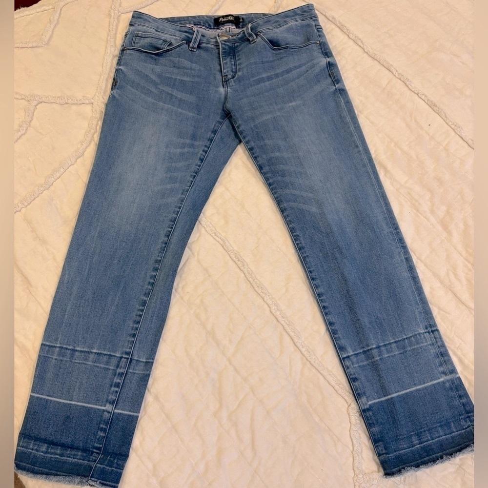 Nanette Lepore Mid Rise Straight Jeans. Frayed Hem | NOLITA | Women’s Sz~6